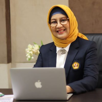Prof.-Dr.-Ilya-Avianti-SE.-M.Si_.-Ak.-CA-.CPA_.-768x512-1